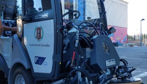 L’Ajuntament de Sencelles incorpora una nova màquina agranadora viària multifuncional